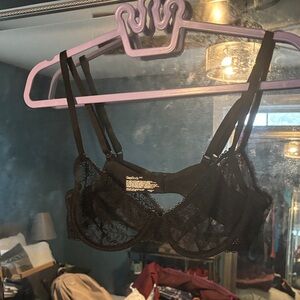 Black Lace Underwire Bra